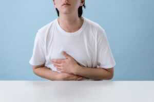 反覆腹痛與脹氣—腸易激綜合症的身心雙重成因